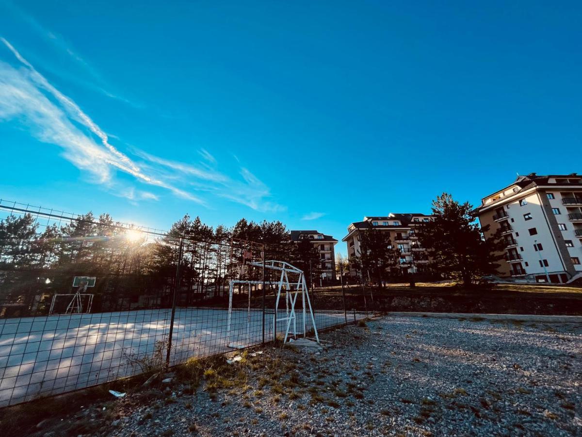 Lux Apartmani Vojinovic Zlatibor Exteriör bild