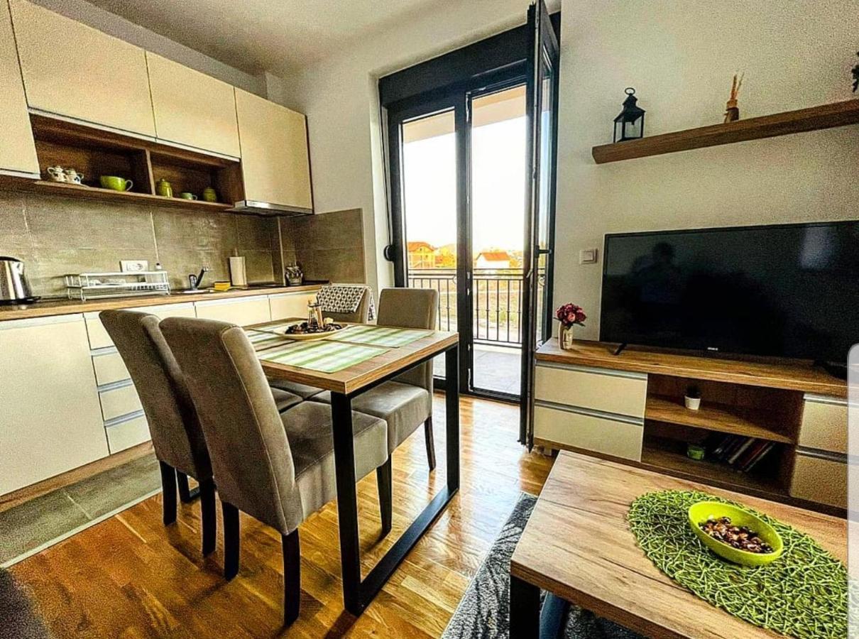 Lux Apartmani Vojinovic Zlatibor Exteriör bild