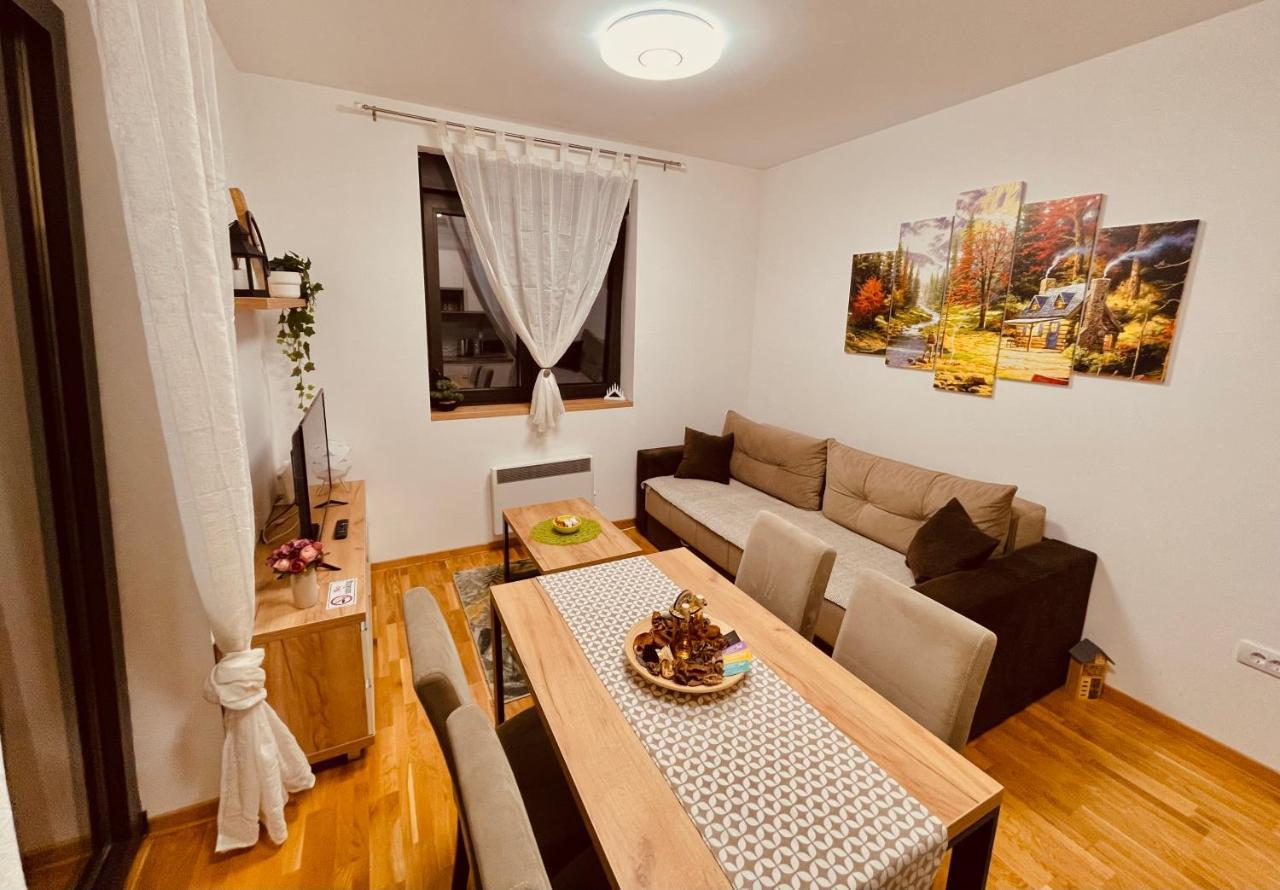 Lux Apartmani Vojinovic Zlatibor Exteriör bild